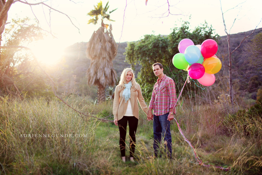 balloon engagement photos