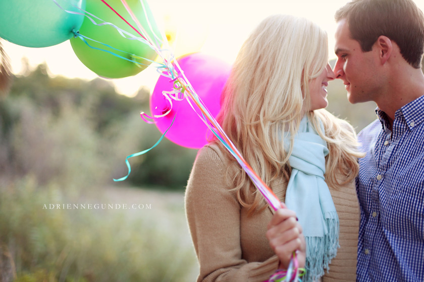 balloon engagement photos